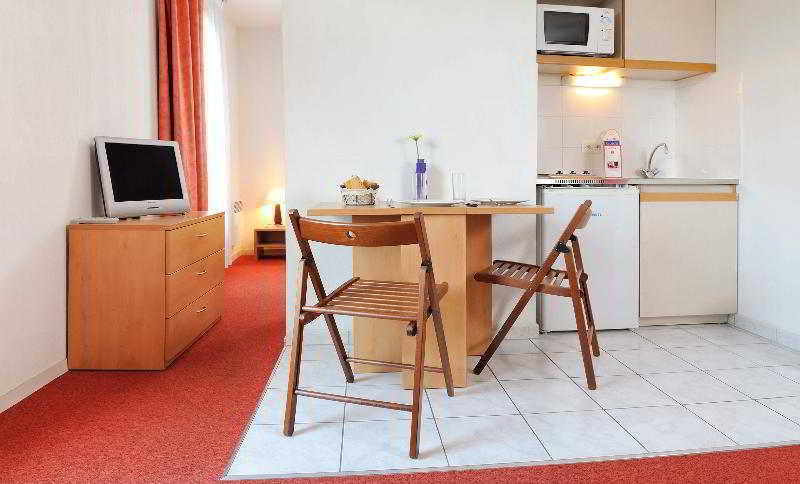 Sejours & Affaires Nantes La Beaujoire Aparthotel Екстериор снимка